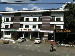 Golden Palace - 4