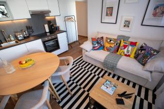 Urban Smart Living near Basel SBB & City Center - Special TRIO PICASSO 31 Apartment, up to 4 guests - 7