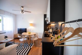 Urban Smart Living near Basel SBB & City Center - Special TRIO PICASSO 31 Apartment, up to 4 guests - 1