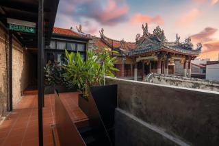 Playce Hotel - 8