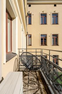 Central Square Studio with Free Parking - 4