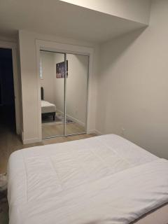 Reignare Suites 1-Bed Basement in SW Edmonton - 6