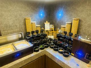 Atour Hotel Yuyao Nanlei Building - 8