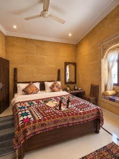 Royal Lakhina Heritage Hotel - 2