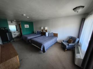 Jim Butler Suites - 2