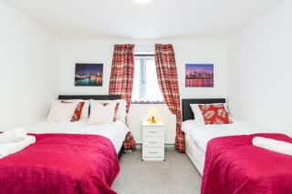 Serene Luxury I 2BDR l Sleeps 5 I Super Fast WiFi l Free parking - 7