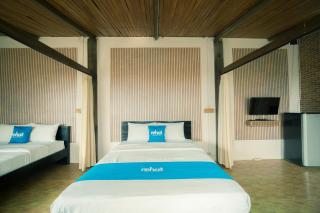 Rehat at Villa Cemara Kembar - 6