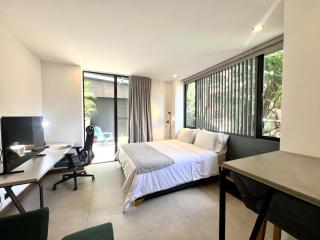 Nomadic Boutique Living and Experience Center - 4