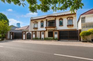 Hotel O near Jakarta International Velodrome formerly Wisma Lamida - 0