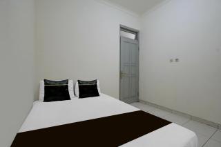 Hotel O near Jakarta International Velodrome formerly Wisma Lamida - 5