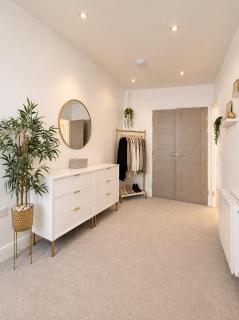 Spacious Apartment in Central St Helier - 2