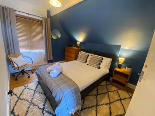 3 bed flat Cardiff Central Location - 4