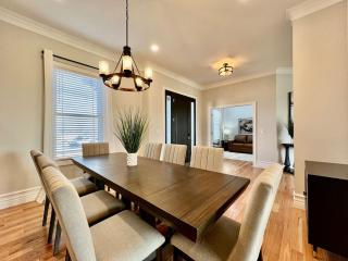 Luxury Home Incredible master suite Liberty Twp OH - 2