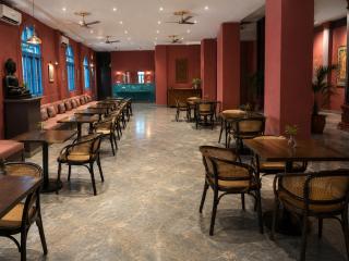 Mahamaya Palace Hotel & Banquet Hall - 3