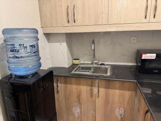 Premium 1BHK Retreat, 55 Inch LED, Netflix - 6