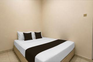 OYO 95178 Azifa Guest House - 7