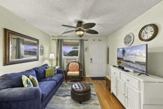 Sunset Cove: One Bedroom in Treasure Island - 9