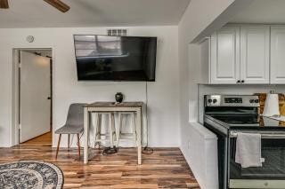 South Tampa Apt Near MacDill & Bayshore - 3