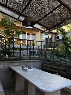 Alikhanyan House - 6