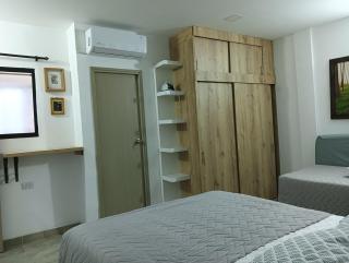 Apartamento con jacuzzi - 5