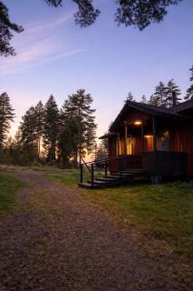 Private archipelago villa with large property - 2