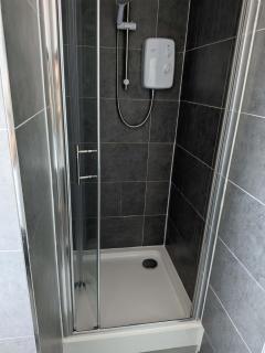 Convenient Budget Studio in Central Sunderland - 6
