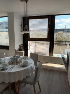 Stadtblick 3 Zimmer Apartment neu - Klimatisiert - Zentrumsnähe - 2