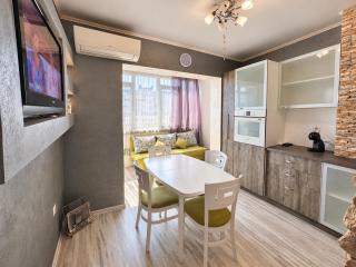 1BR Apartment Next to Grand Mall Varna - 9