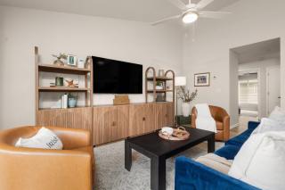 Walk to ND Luxury 2BR2BA Condo Balcony Parking - 6