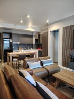 Menlyn Maine Trilogy Apartment 914 - 5