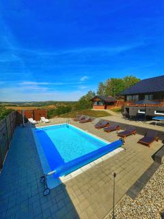 Natura Lux Holiday House with Pool and Jacuzzi - 5