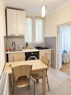 Vake Super Quiet and Comfy Apartment with a Yard - 3