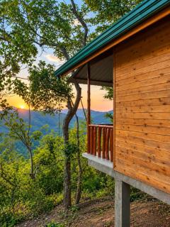 Saffron Eco Cottage - 9