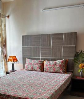 The Curated Stay - 6
