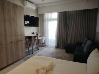 Menlyn Maine Trilogy Apartment 713 - 2