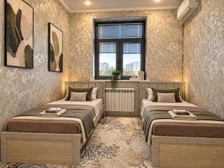 3 Bedroom Apartment near Airport - 0