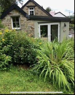 Hebron Farm Cottage - 1