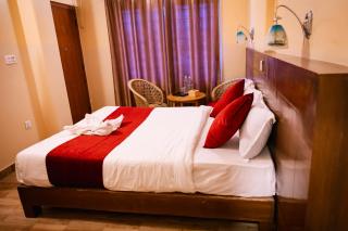 Hotel Pokhara Lake Sarowar - 3
