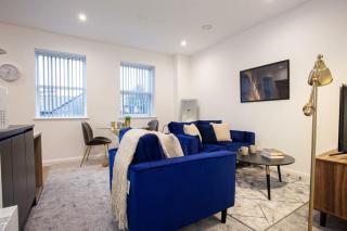 Lovely Open Plan 1 Bedroom Apartment in Bolton - 6