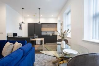 Lovely Open Plan 1 Bedroom Apartment in Bolton - 3