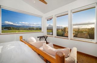 Homestead Villa - HotTub & Sauna Retreat - 2