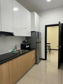 Luma haven homestay at crown pacific residences - 4
