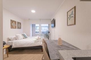 Relax and Enjoy the Best of Stgo Centro - 8