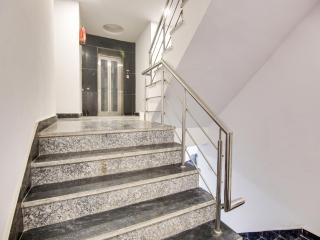 Hotel O Apple Guest House - 6