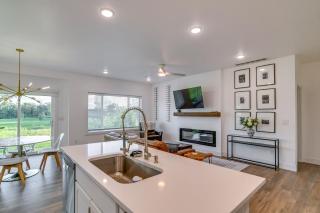 Game Nights + Family Fun! Modern Waukee Home - 1