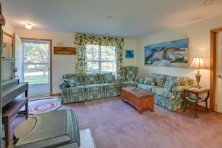 21 Acres, Near Trails to Shore with Island Access - 6