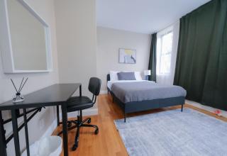Sunny 4BR/2BA Retreat in Morningside Heights, NYC - 3