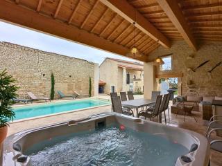 Maison avec piscine - 8 pers. - 0