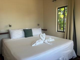 The Bounty Hotel - 4