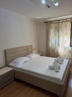Modern Apartment in City Center- Bllok - 8